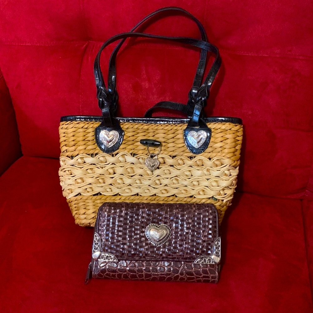 Straw hand bag and woven multi pocket wallet